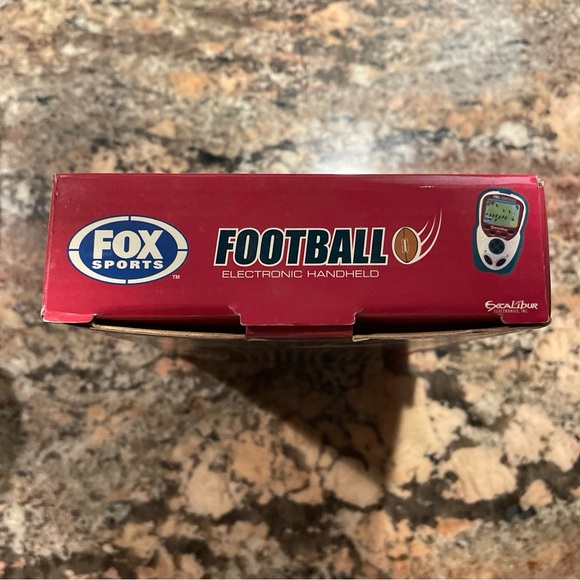Fox Sports Football Electronic Handheld Game Excalibur 2006 New in box. - Picture 4 of 6